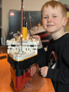 10294 Lego Titanic