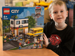 60329 lego city schule spielzeugtester IMG 5234