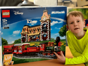 Spielzeugtester 29 71044 spielzeugtester lego disneyzug IMG 7204