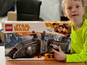 75217 spielzeugtester lego transporter IMG 7194